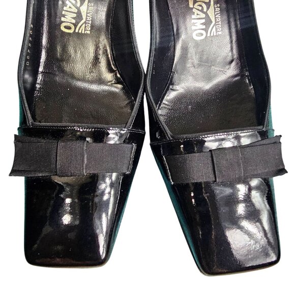 Salvatore Ferragamo Black Bow Accent Patent Leather Pumps 8.5 Square Toe Italian - Picture 9 of 10